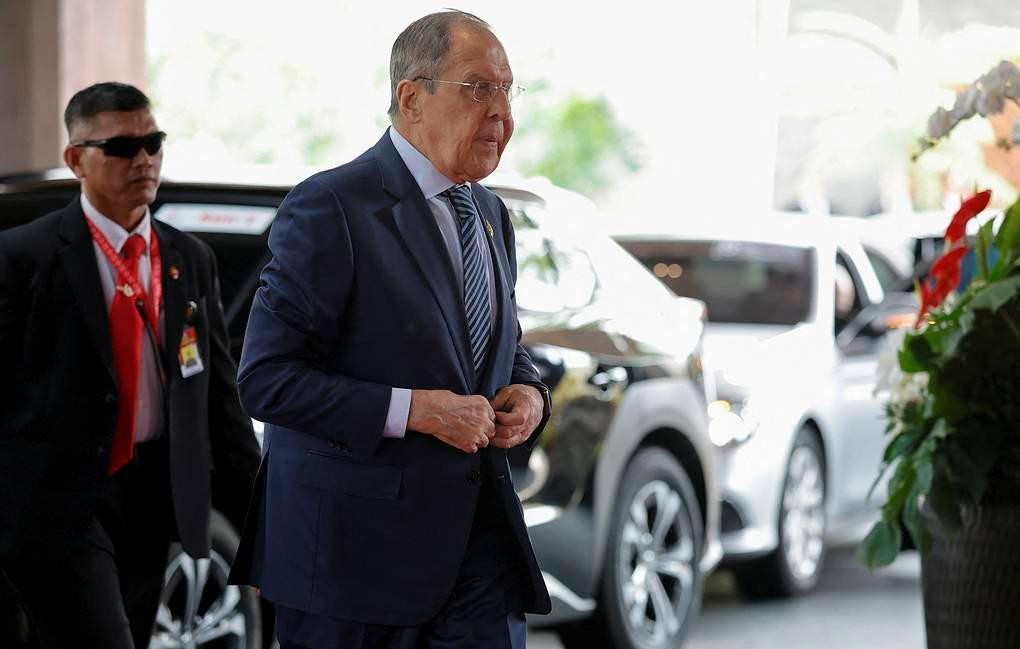 Ngoại trưởng Nga Lavrov tham dự Hội nghị thượng đỉnh G20 tại Bali (Indonesia). Ảnh: AP Ngoại trưởng Nga Lavrov tham dự Hội nghị thượng đỉnh G20 tại Bali (Indonesia). Ảnh: AP