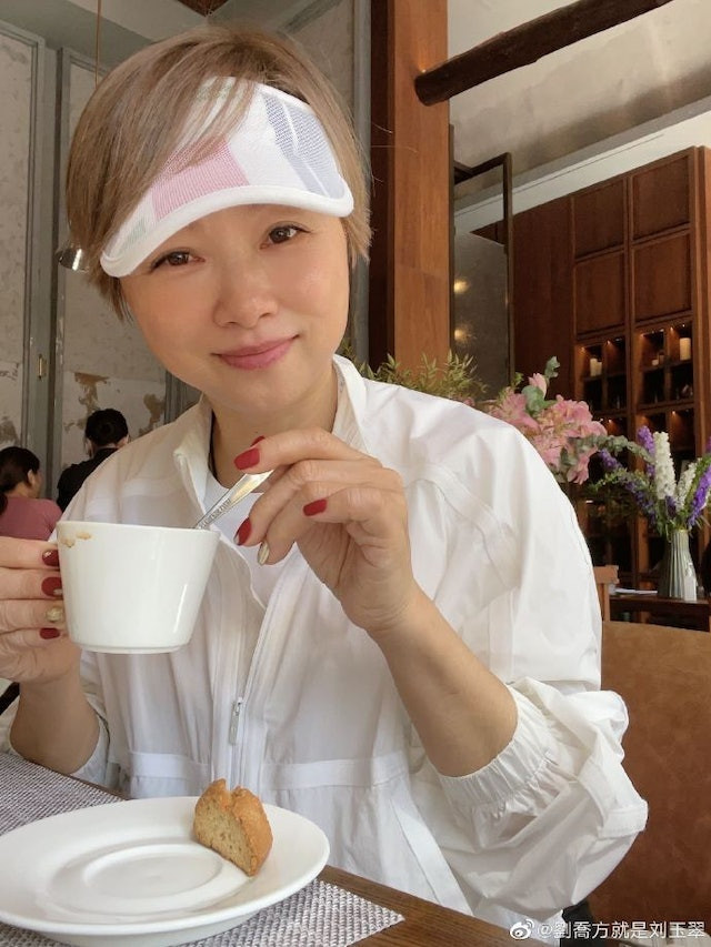 Lưu Ngọc Thúy hiện sinh sống và làm việc ở Trung Quốc đại lục, lựa chọn cuộc sống không bị ràng buộc bởi hôn nhân.