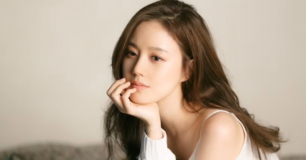 Moon Chae Won kiện những cư dân mạng bình luận ác ý về vấn đề vệ sinh cá nhân của cô.