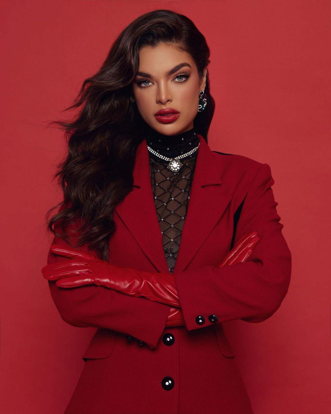 Mới đây, chuyên trang sắc đẹp Missosology đã công bố danh sách top 20 ứng cử viên của giải thưởng Timeless Beauty - Vẻ đẹp vượt thời gian 2021 thu hút sự chú ý của các fans. Theo đó, mỹ nhân Paraguay Nadia Ferreira - Á hậu 1 Miss Universe 2021 đứng đầu danh sách top 20 Timeless Beauty 2021 của Missosology với số điểm là 9,51.