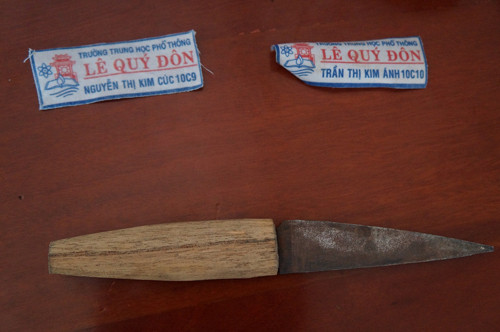 Dao tự chế dài 20 cm