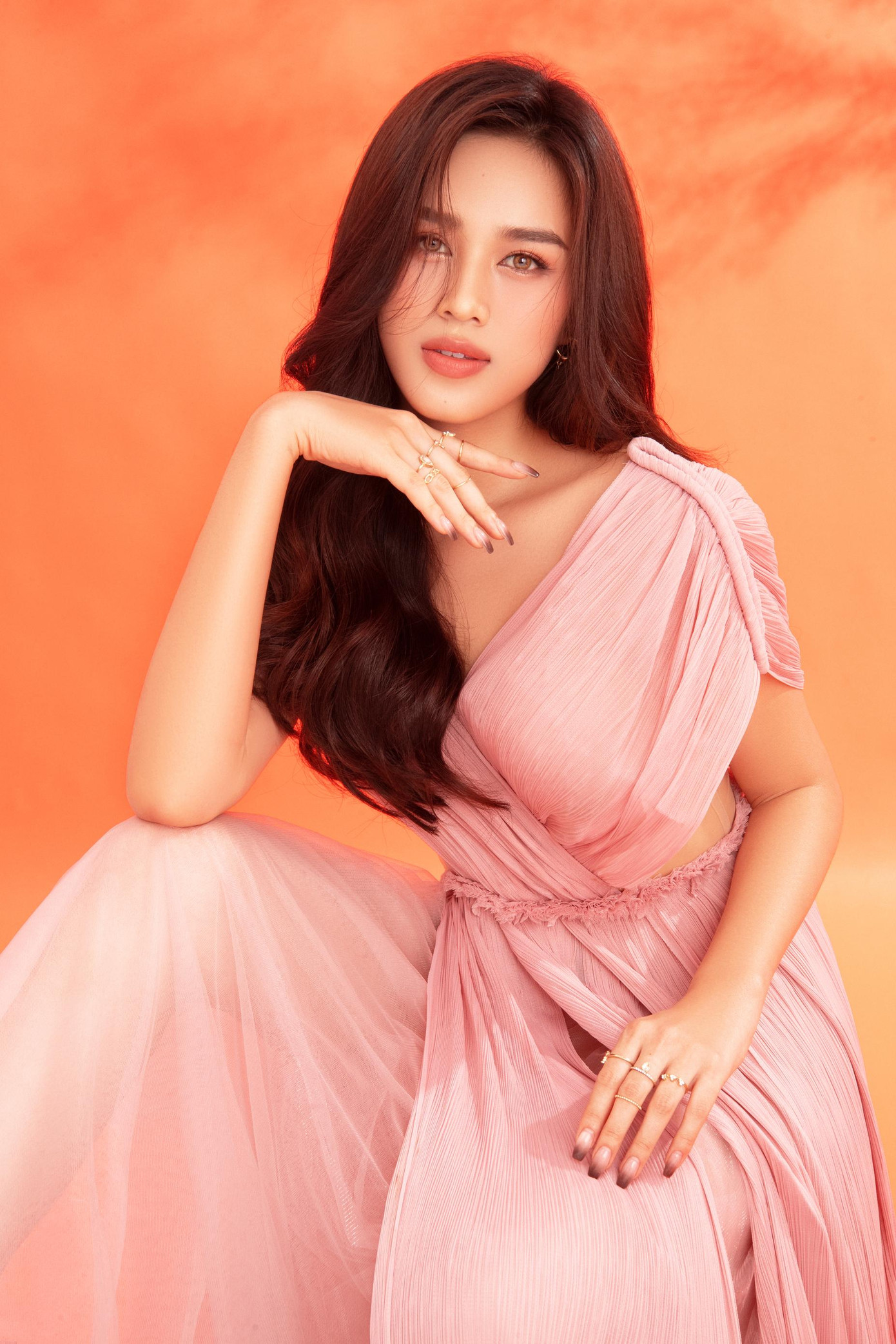 Mới đây, BTC cuộc thi đã công bố top 40 của cuộc thi Miss World 2021 và trong đó có tên của đại diện Việt Nam. Dự kiến, Đỗ Hà sẽ quay trở lại Puerto Rico vào tháng 3 tới để tham dự đêm chung kết diễn ra vào ngày 16/3.