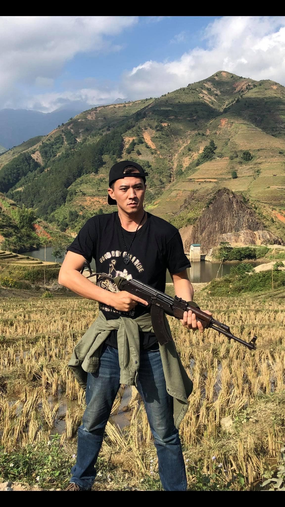 Từng gây ấn tượng với khán giả qua loạt vai sở khanh, thậm chí có lúc bị đóng đinh bởi hình tượng này, Hà Việt Dũng cho biết, với bất kỳ vai nào, anh đều cố gắng thể hiện trọn vẹn tính cách nhân vật.