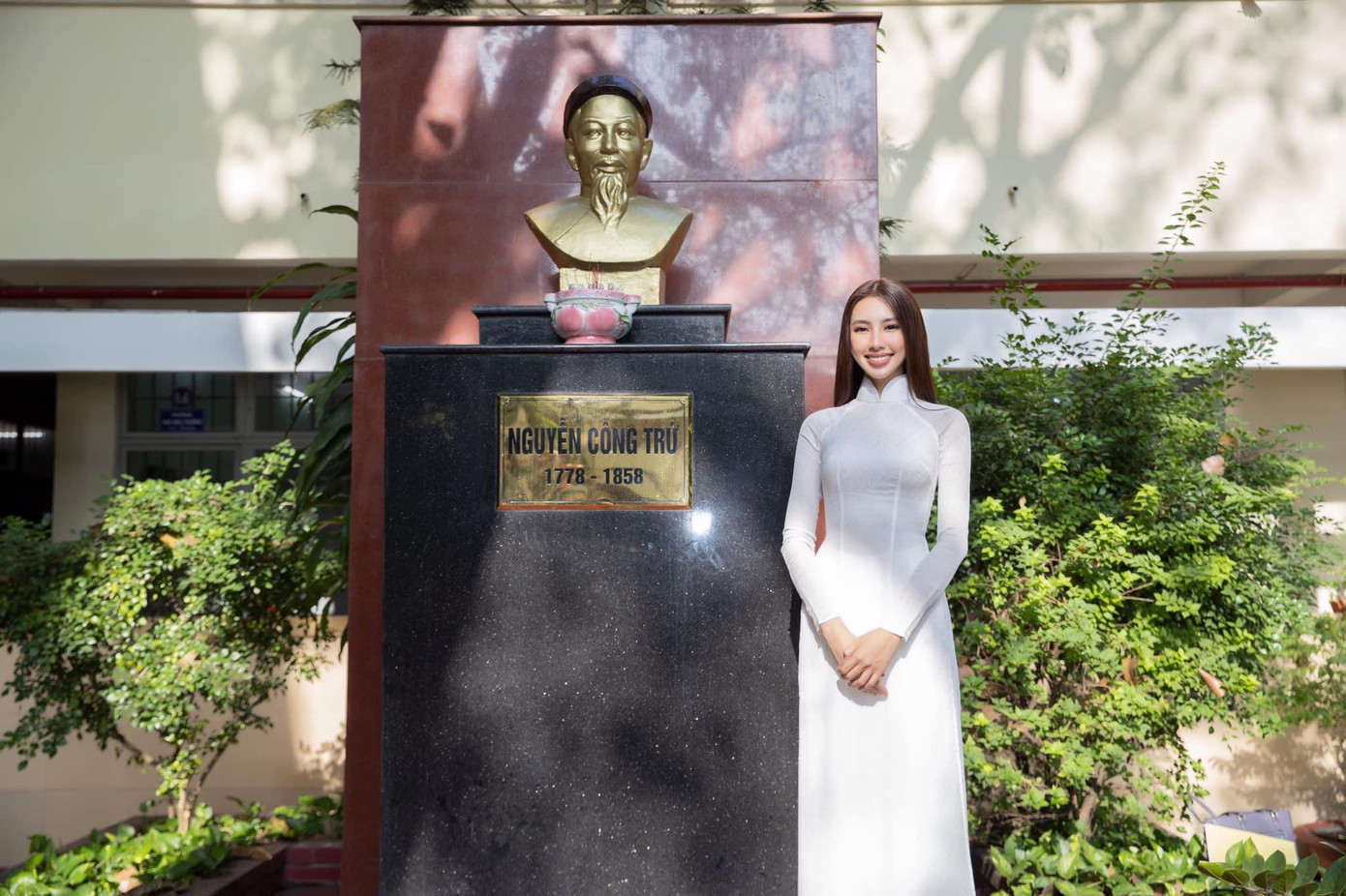 Được biết, thời cấp 3, Thuỳ Tiên cũng rất tích cực tham gia các hoạt động, phong trào của trường và từng nằm trong đội văn nghệ của trường. Được biết, thời cấp 3, Thuỳ Tiên cũng rất tích cực tham gia các hoạt động, phong trào của trường và từng nằm trong đội văn nghệ của trường.