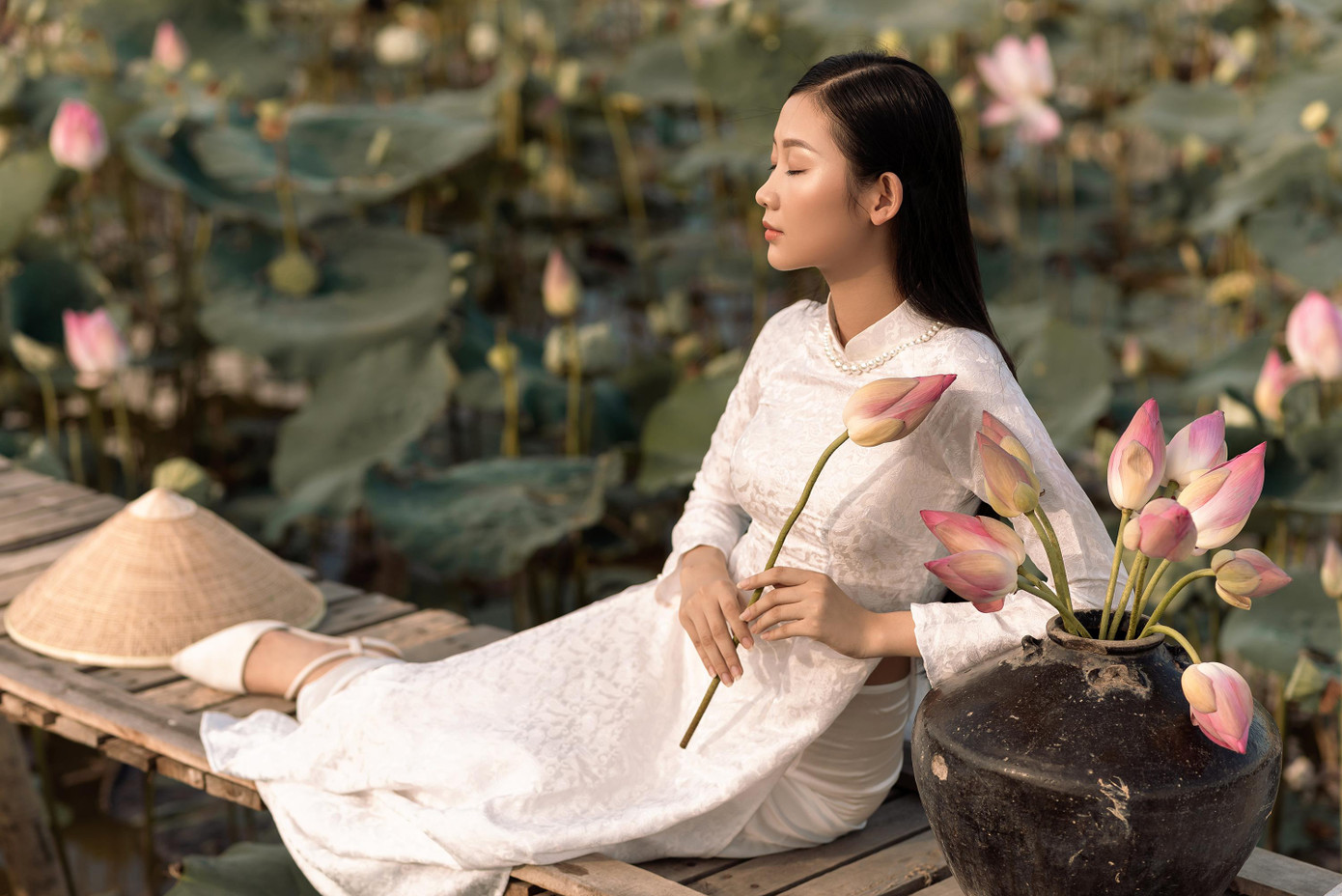 Nhan sắc gây thương nhớ của Á khôi Đại học Huế Võ Lê Quế Anh.