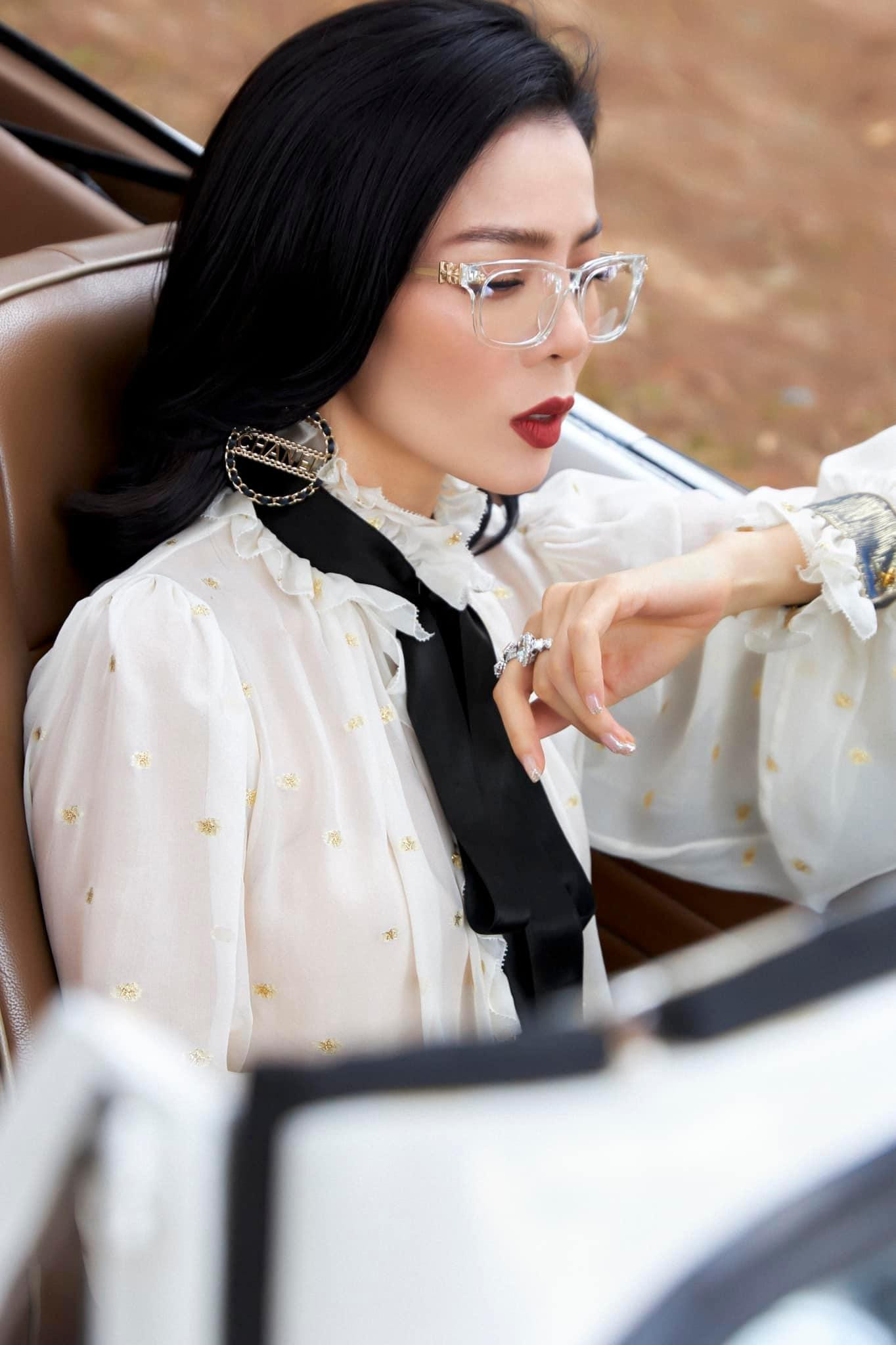 Lệ Quyên ngày càng xinh đẹp và rạng rỡ ở tuổi 41.