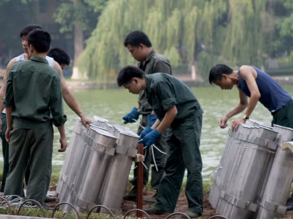 Pháo hoa đang được chuẩn bị để trình diễn vào tối nay