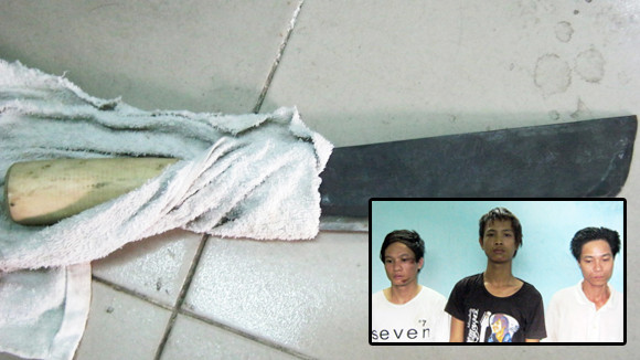 Các đối tượng và hung khí gây án của băng cướp. Ảnh: An Ninh Thủ Đô. Các đối tượng và hung khí gây án của băng cướp. Ảnh: An Ninh Thủ Đô