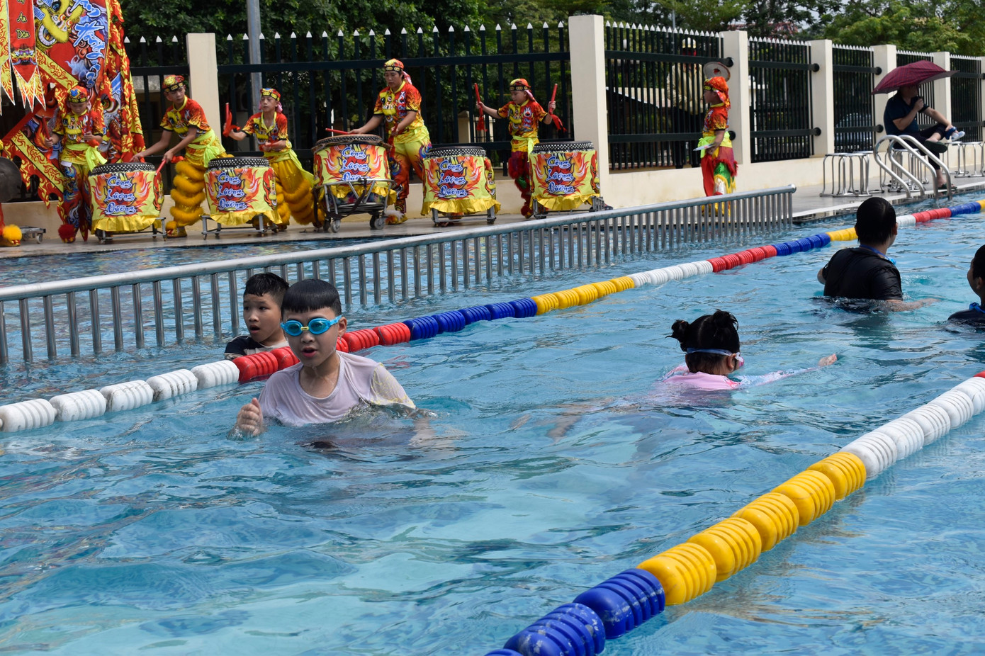 Khánh thành bể bơi phòng chống đuối nước cho thanh thiếu nhi Khánh thành bể bơi phòng chống đuối nước cho thanh thiếu nhi