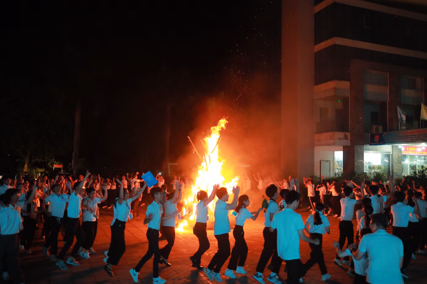 Các trại sinh tham gia các hoạt động tại Trại huấn luyện cán bộ Đoàn trường THPT và Trung tâm giáo dục nghề nghiệp, giáo dục thường xuyên lần thứ I năm 2023.