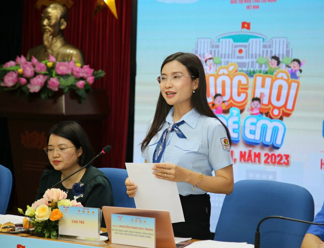 Chị Nguyễn Phạm Duy Trang, Bí thư T.Ư Đoàn, Chủ tịch Hội đồng Đội T.Ư phát biểu tại buổi gặp mặt