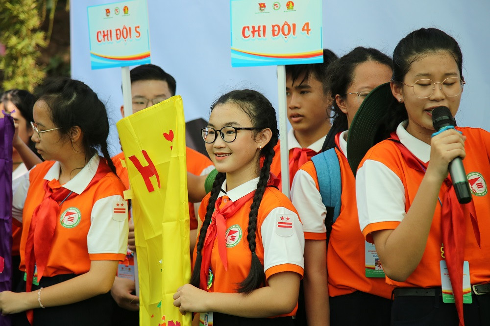 Hoàng Trà My năng nổ tham gia hoạt động tại Liên hoan Chỉ huy Đội giỏi toàn quốc lần thứ IV, năm 2023. Ảnh: Lưu Trinh