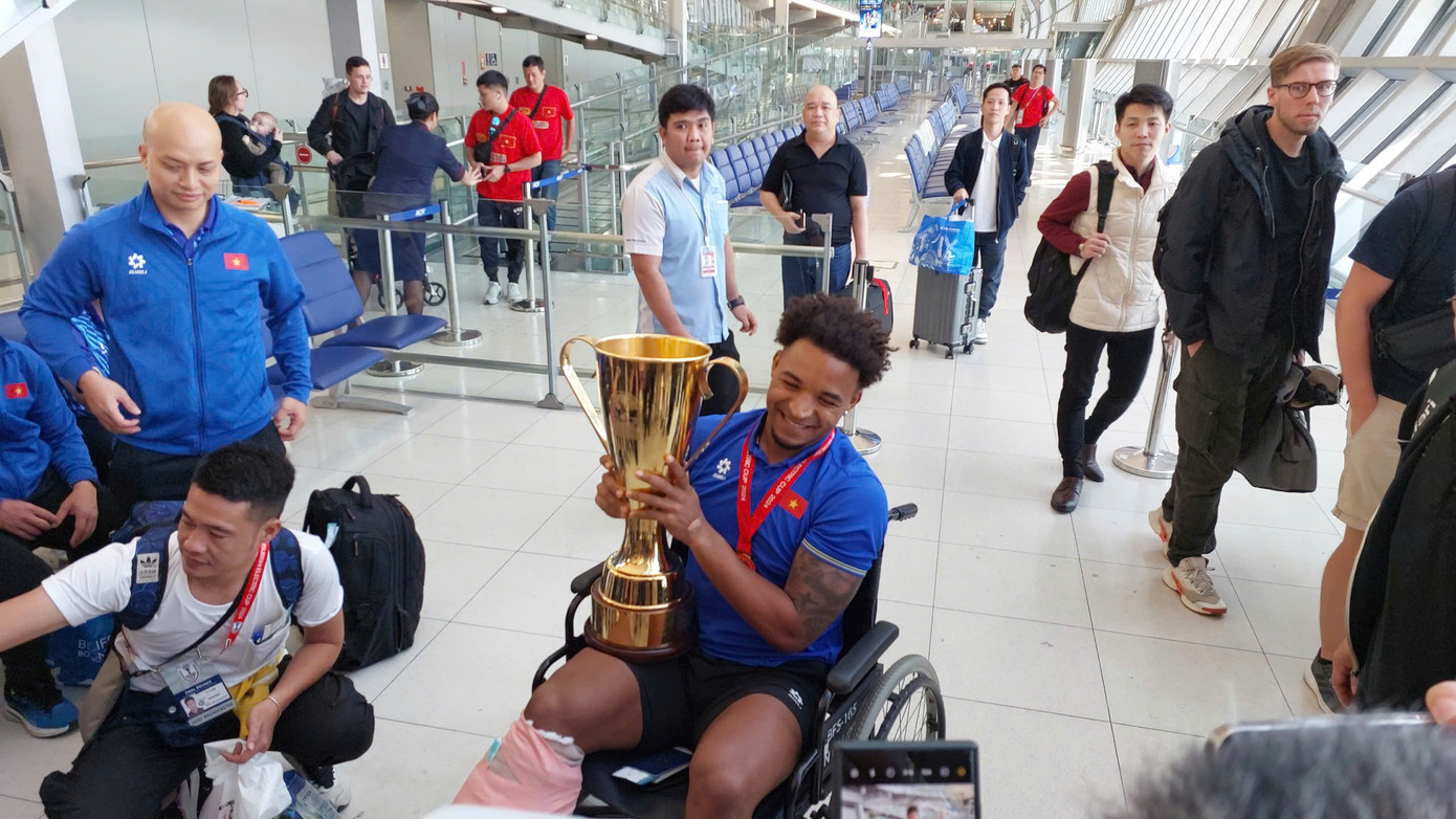 Xuân Son đã không may dính chấn thương nặng trong trận chung kết lượt về