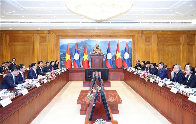 Thủ tướng Phạm Minh Chính hội kiến Chủ tịch Quốc hội Lào Saysomphone Phomvihane. Ảnh: Dương Giang/TTXVN. Thủ tướng Phạm Minh Chính hội kiến Chủ tịch Quốc hội Lào Saysomphone Phomvihane. Ảnh: Dương Giang/TTXVN.