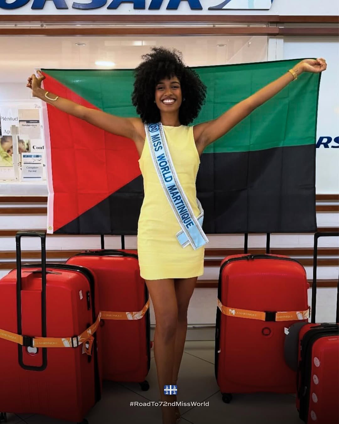 Nhiều thí sinh khác đã khởi hành sang Ấn Độ để chuẩn bị nhập cuộc tại Hoa hậu Thế giới lần thứ 72. Cuộc thi Hoa hậu Thế giới 2025 với sự tham dự của 120 thí sinh diễn ra tại Ấn Độ. Ngày 10/5 sẽ diễn ra buổi lễ khai mạc. Các hoạt động chính thức của cuộc thi năm nay trải dài trên nhiều địa điểm khác nhau ở Telangana - tiểu bang trẻ nhất Ấn Độ. Chung kết dự kiến tổ chức ở Hyderabad.