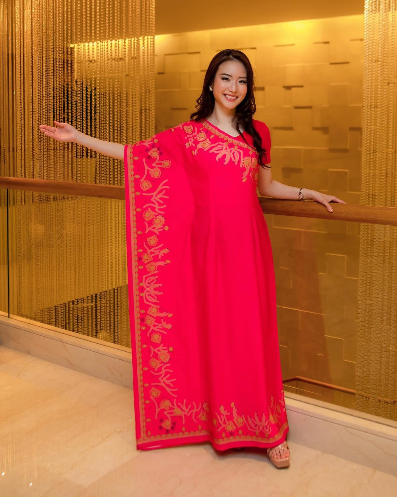 Các hoạt động chính thức của cuộc thi năm nay trải dài trên nhiều địa điểm khác nhau ở Telangana - tiểu bang trẻ nhất Ấn Độ. Chung kết dự kiến tổ chức ngày 31/5 ở Hyderabad. Đương kim Hoa hậu Thế giới là người đẹp Cộng hòa Czech - Krystyna Pyszková.