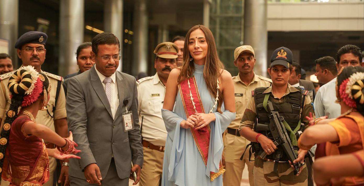 Đại diện Bồ Đào Nha - Maria Amelia Baptista - được chào đón nồng nhiệt khi có mặt tại Hyderabad, Telangana, Ấn Độ. Cô là một trong những thí sinh có mặt sớm nhất tại Ấn Độ.