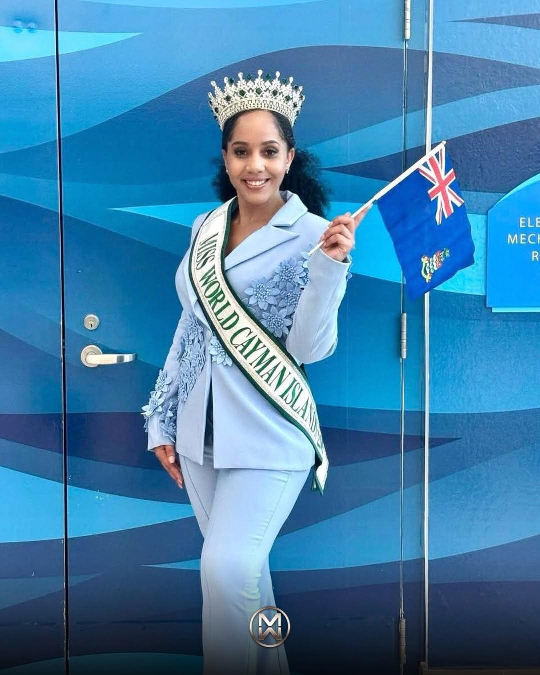 Nhiều thí sinh khác đã khởi hành sang Ấn Độ để chuẩn bị nhập cuộc tại Hoa hậu Thế giới lần thứ 72. Cuộc thi Hoa hậu Thế giới 2025 với sự tham dự của 120 thí sinh diễn ra tại Ấn Độ. Ngày 10/5 sẽ diễn ra buổi lễ khai mạc. Các hoạt động chính thức của cuộc thi năm nay trải dài trên nhiều địa điểm khác nhau ở Telangana - tiểu bang trẻ nhất Ấn Độ. Chung kết dự kiến tổ chức ở Hyderabad.