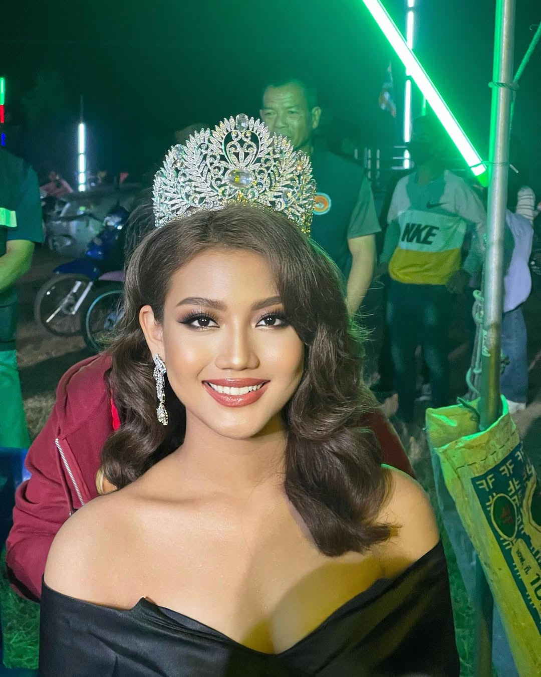 Khisa Khin năm nay 17 tuổi, trở thành một trong những thí sinh nhỏ tuổi nhất của cuộc thi Hoa hậu Thế giới 2025.