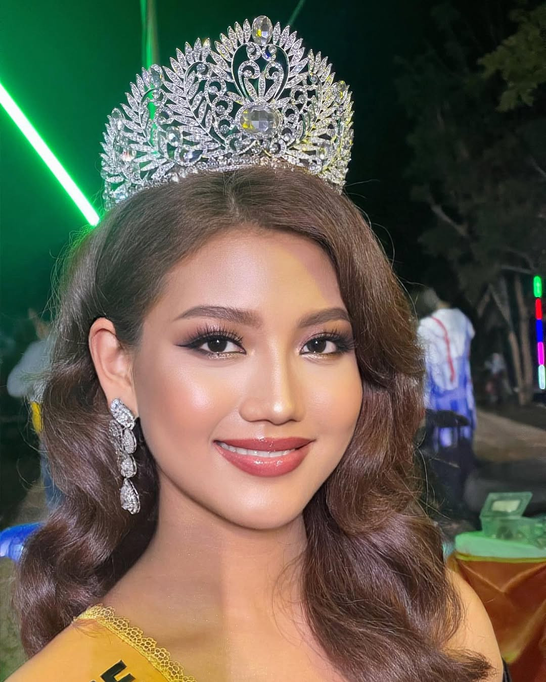 Khisa Khin năm nay 17 tuổi, trở thành một trong những thí sinh nhỏ tuổi nhất của cuộc thi Hoa hậu Thế giới 2025.