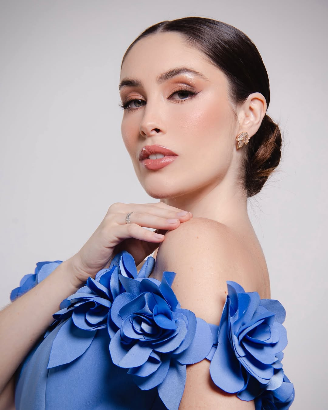 Đại diện Brazil - Jessica Pedroso - xếp ở vị trí thứ 4. Người đẹp năm nay 25 tuổi, cao 1,75 m, có bằng thạc sĩ về ngôn ngữ hiện đại. Hiện cô là giáo viên và kỹ sư cơ khí. Cô theo đuổi dự án xã hội có tên Hạt giống tốt, nhằm mục đích nâng cao giáo dục cho trẻ em có hoàn cảnh khó khăn.