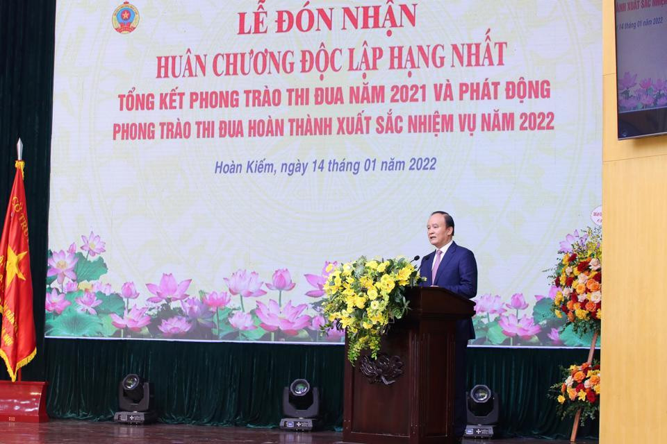 Chủ tịch HĐND thành phố Hà Nội Nguyễn Ngọc Tuấn phát biểu tại buổi lễ Chủ tịch HĐND thành phố Hà Nội Nguyễn Ngọc Tuấn phát biểu tại buổi lễ