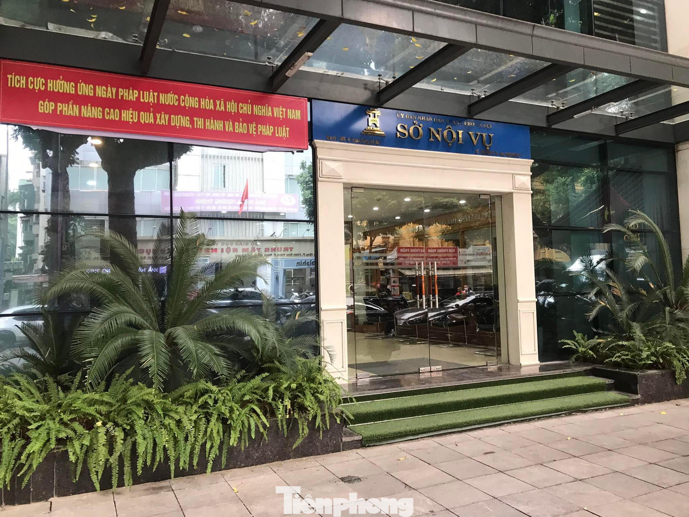 Sở Nội vụ Hà Nội số 18 Lê Thánh Tông - Ảnh: Trường Phong Sở Nội vụ Hà Nội số 18 Lê Thánh Tông - Ảnh: Trường Phong