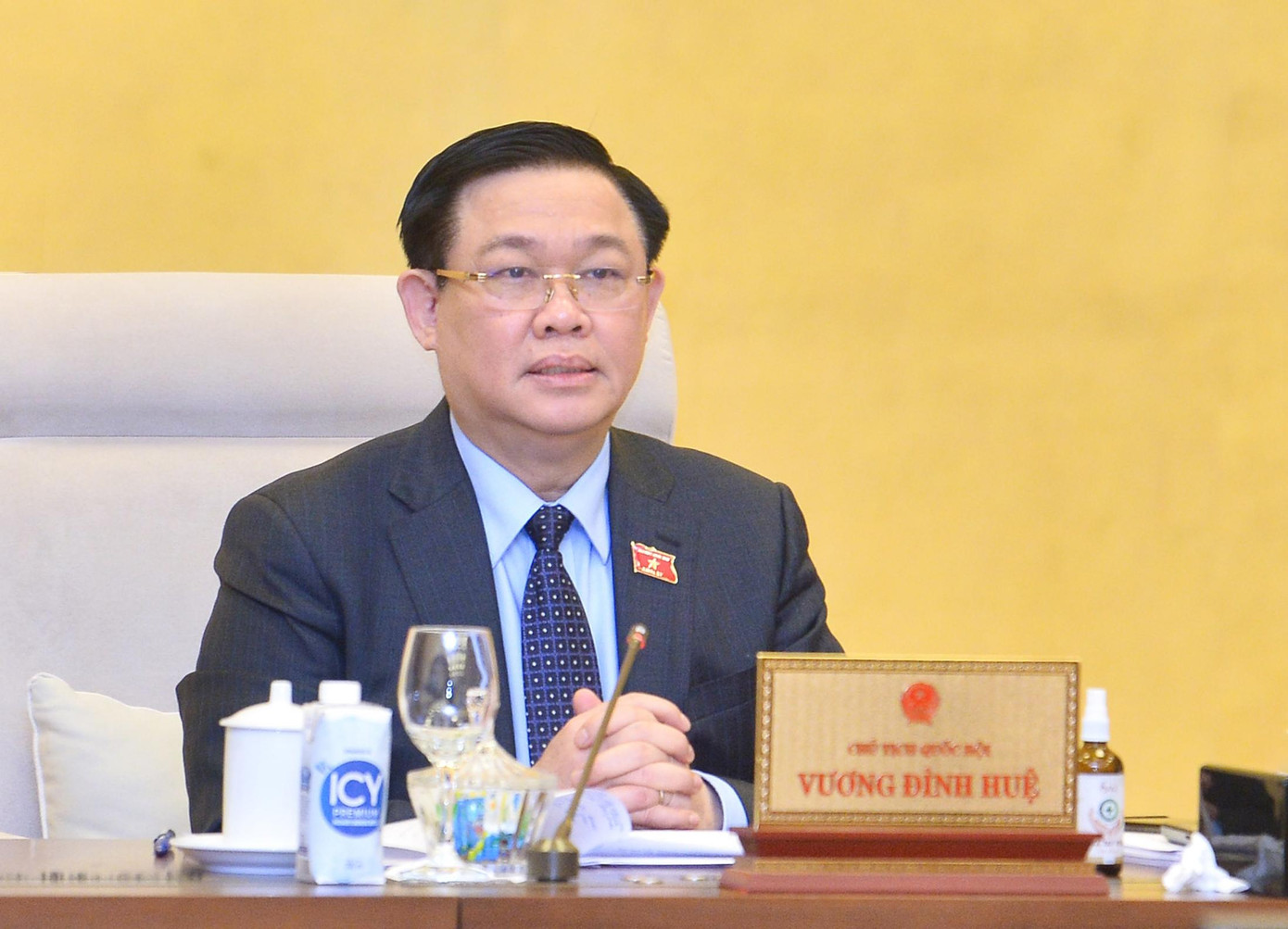 Chủ tịch Quốc hội Vương Đình Huệ phát biểu tại phiên họp. Ảnh: Quochoi Chủ tịch Quốc hội Vương Đình Huệ phát biểu tại phiên họp. Ảnh: Quochoi