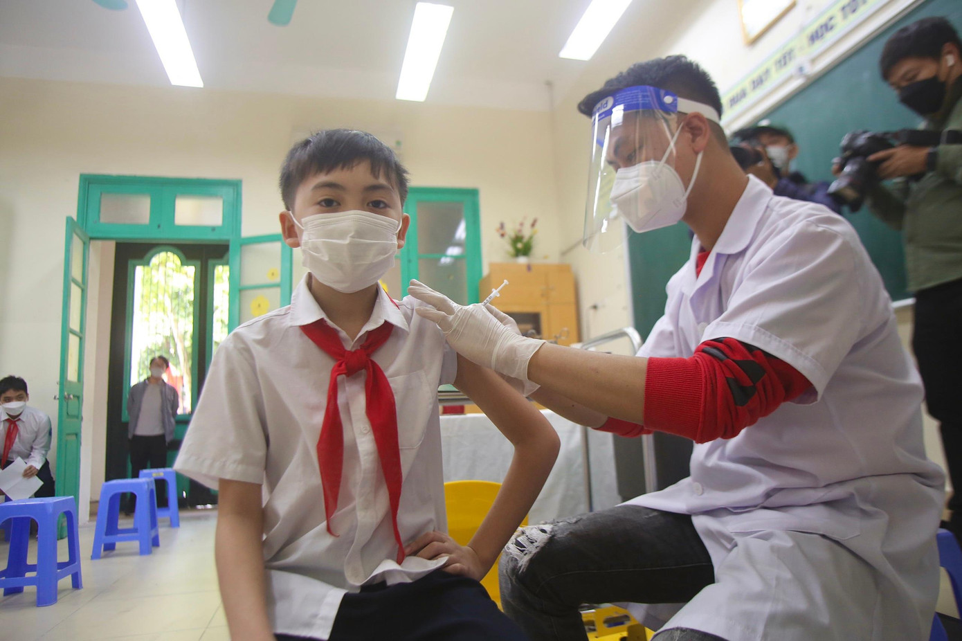 So với một số địa phương khác trên địa bàn thành phố Hà Nội, quận Hoàn Kiếm triển khai chậm hơn, mục đích để rà soát kỹ công tác chuẩn bị. Ảnh: Duy Phạm