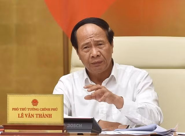 Phó Thủ tướng Chính phủ Lê Văn Thành phát biểu tại phiên họp. Ảnh: VGP