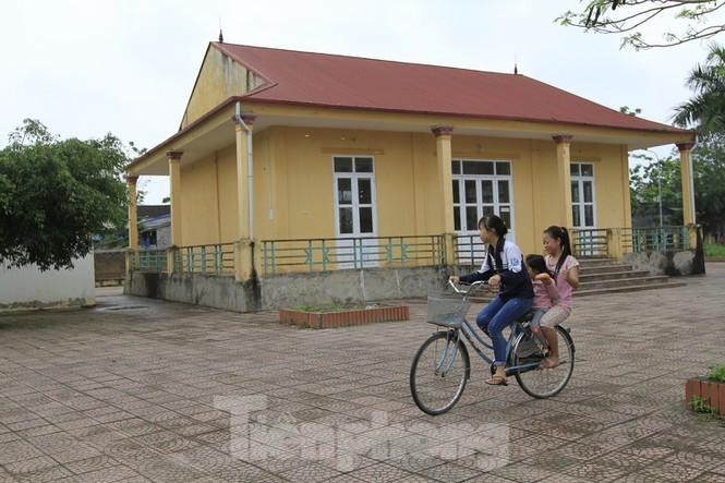 Nhà văn hoá thôn Hoành xã Đồng Tâm (Mỹ Đức, Hà Nội). Ảnh tư liệu: Trường Phong Nhà văn hoá thôn Hoành xã Đồng Tâm (Mỹ Đức, Hà Nội). Ảnh tư liệu: Trường Phong