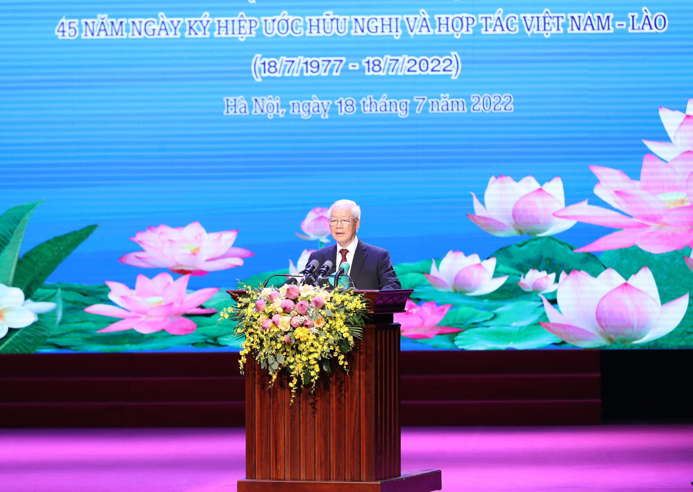 Tổng Bí thư Nguyễn Phú Trọng đọc diễn văn tại Lễ kỷ niệm. Ảnh: Như Ý Tổng Bí thư Nguyễn Phú Trọng đọc diễn văn tại Lễ kỷ niệm. Ảnh: Như Ý