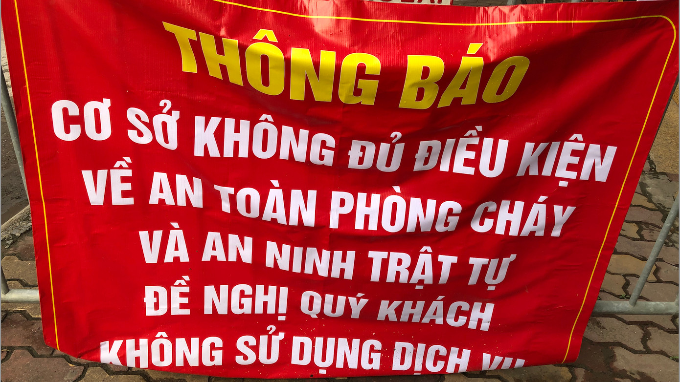 Hàng loạt quán karaoke trên địa bàn thành phố Hà Nội bị đình chỉ vì vi phạm an toàn PCCC Hàng loạt quán karaoke trên địa bàn thành phố Hà Nội bị đình chỉ vì vi phạm an toàn PCCC