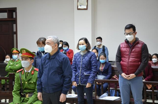 Một số bị cáo trong vụ án xảy ra tại Bệnh viện Bạch Mai Một số bị cáo trong vụ án xảy ra tại Bệnh viện Bạch Mai