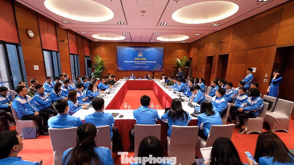 Toàn cảnh phiên thảo luận tại diễn đàn Thanh niên Việt Nam vững bước hội nhập. Ảnh: Hoàng Mạnh Thắng