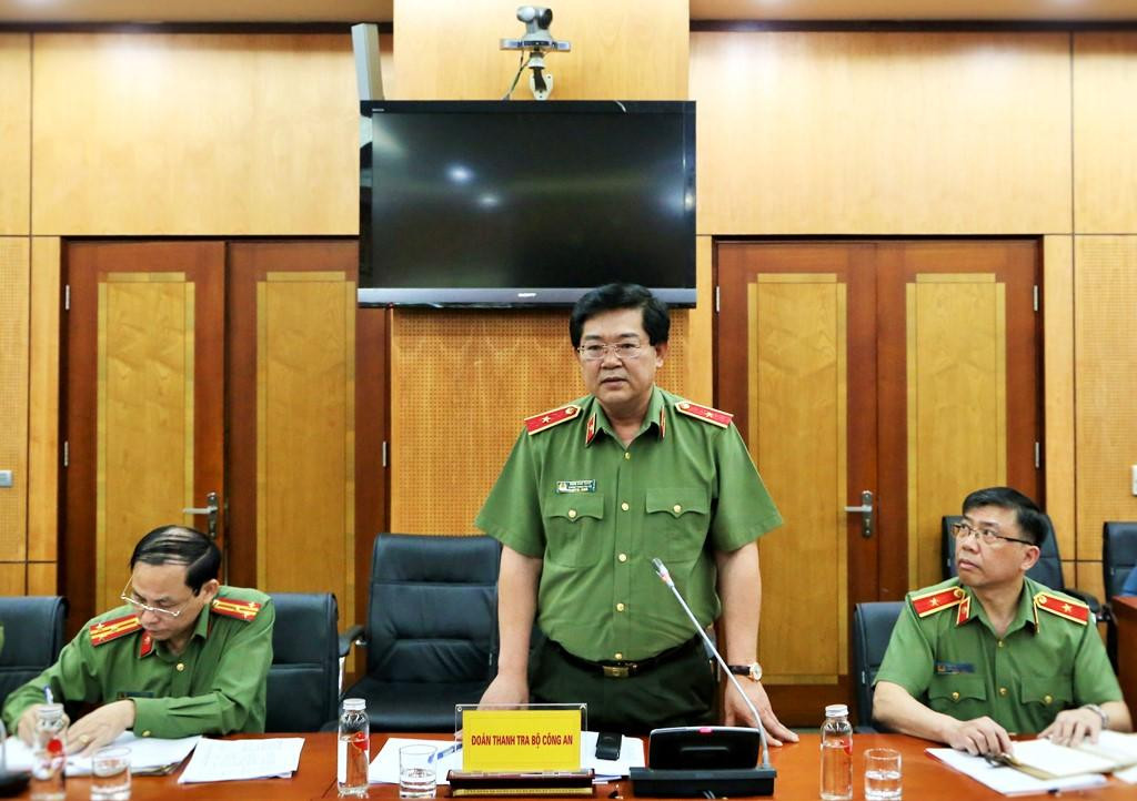 Thiếu tướng Trần Đức Tuấn phát biểu tại buổi công bố Quyết định thanh tra. Ảnh: Cổng thông tin Bộ Nội vụ