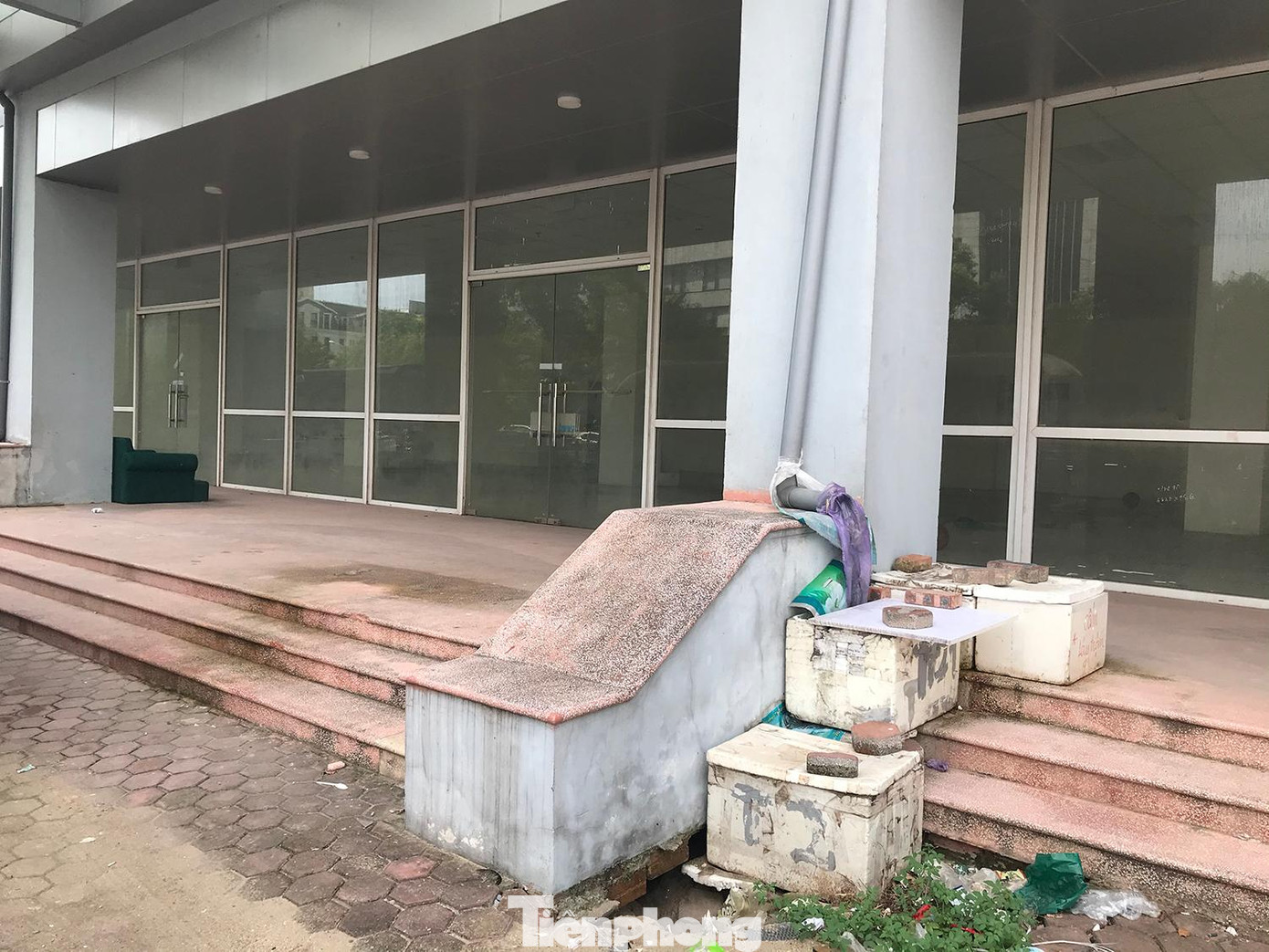 Mới đây, đoàn giám sát của HĐND thành phố Hà Nội đã chỉ rõ, việc quản lý nhà tái định cư ở Hà Nội còn nhiều lãng phí. Ảnh: Trường Phong