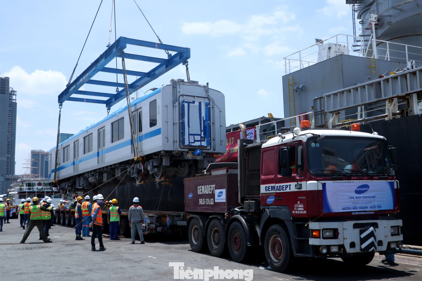 Hiện nay, MAUR phối hợp nhà thầu tập trung tái lập, trả toàn bộ mặt bằng thi công dự án ở khu trung tâm, hoàn thiện kiến trúc các nhà ga trên tuyến. Hiện nay, MAUR phối hợp nhà thầu tập trung tái lập, trả toàn bộ mặt bằng thi công dự án ở khu trung tâm, hoàn thiện kiến trúc các nhà ga trên tuyến.