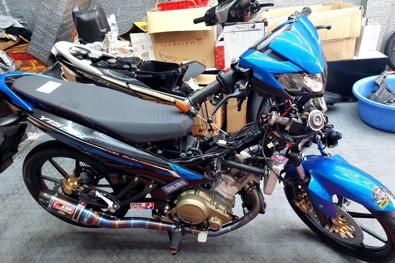 Xe máy độ, thay đổi kết cấu bị thu giữ.