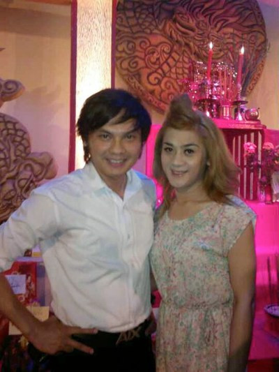 Lâm Chí Khanh lần đầu tiên xuất hiện cùng NS Kim Tiểu Long trong ngày giỗ Tổ