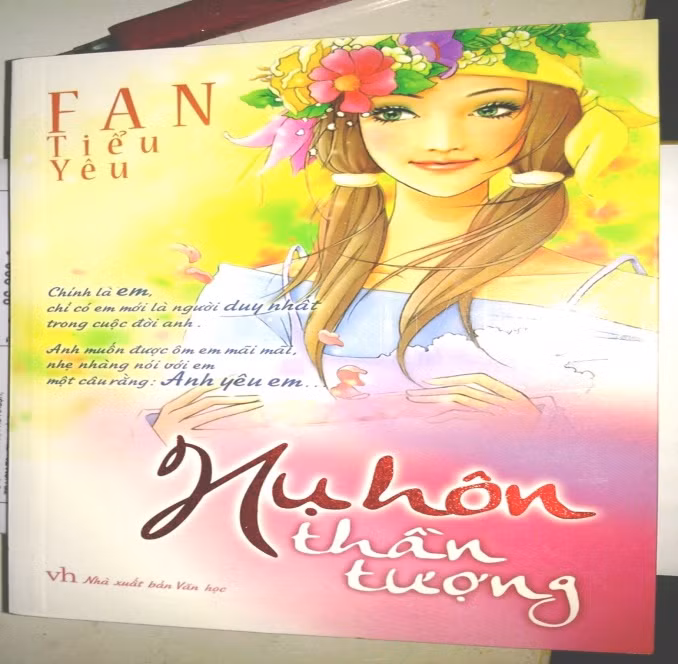 Nhà xuất bản: Văn Học Tác giả: Fan Tiểu Thư Năm xuất bản: 2012 Kích thước: 13.5x20.5	Trọng lượng: 325 grams Số trang: 356 Giá bìa: 78000 Giá bán: 62400 