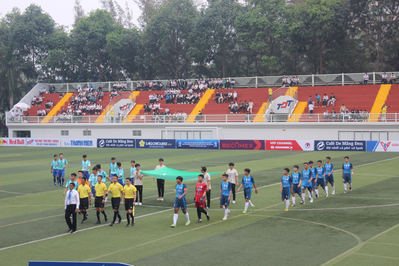 Các trận đấu vòng loại sẽ khởi tranh tại TP. HCM từ ngày 18/2 và liên tục diễn ra đến ngày 3/3. Sau đó, 11 đội vượt qua vòng loại sẽ cùng đội chủ nhà vòng Chung kết, trường ĐH Tôn Đức Thắng thi đấu vòng Chung kết từ ngày 11 – 26/3, thi đấu thi đấu theo thể thức như các giải đấu U19 và U21 hiện hành.