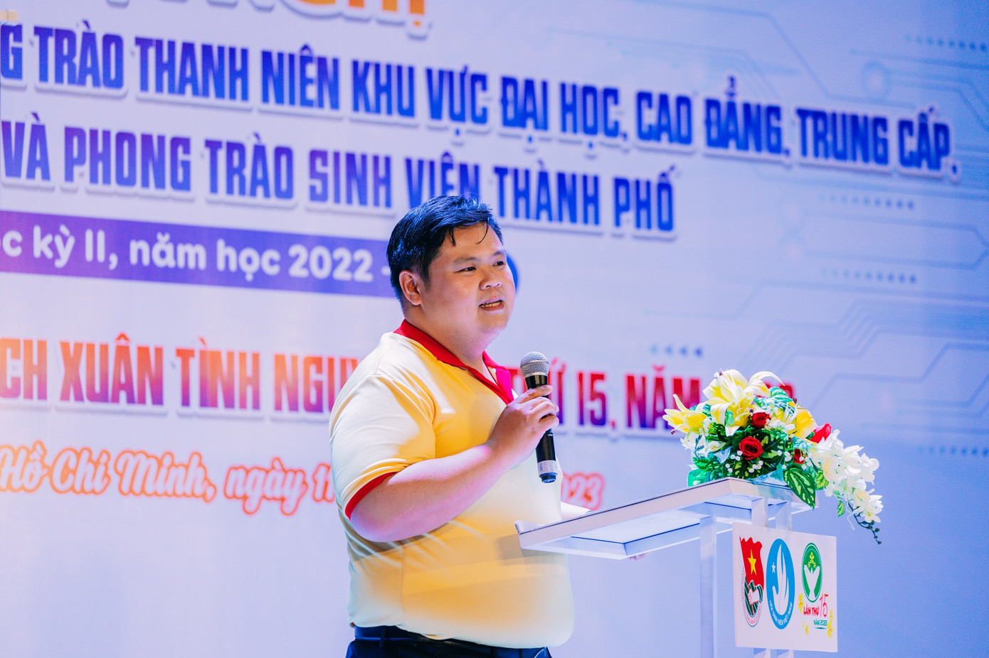 Anh Phan Tấn Anh, Phó Trưởng Ban Thanh niên trường học Thành Đoàn TP. HCM chia sẻ tại Hội nghị tổng kết.