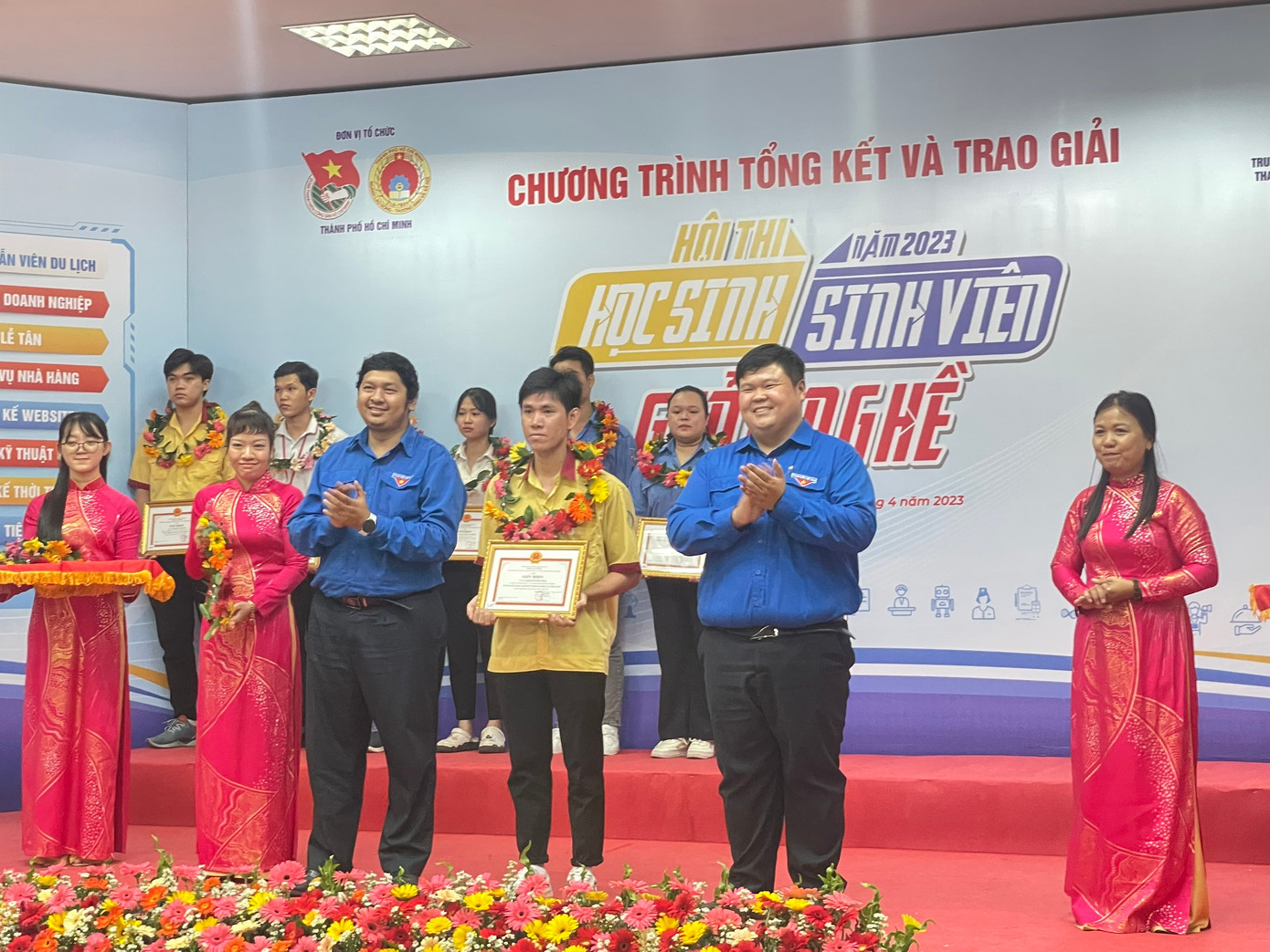 Các giải cá nhân được trao trong Hội thi.