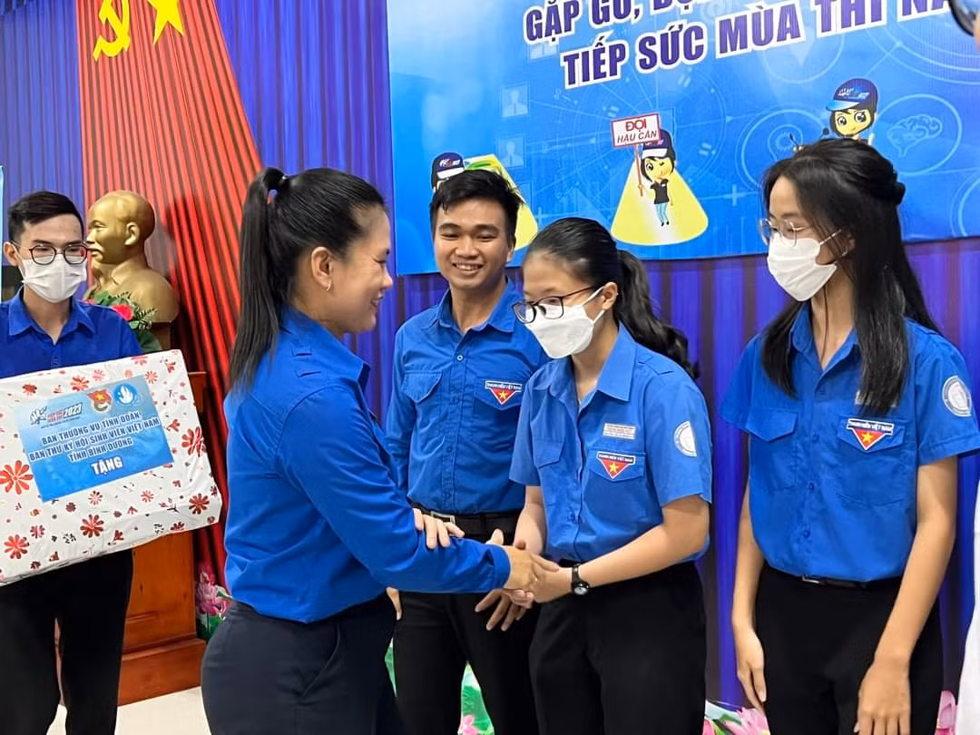Năm nay, Bình Dương có 14.334 thí sinh đăng ký, gồm 14.218 thí sinh dự thi, 116 thí sinh xét học bạ.