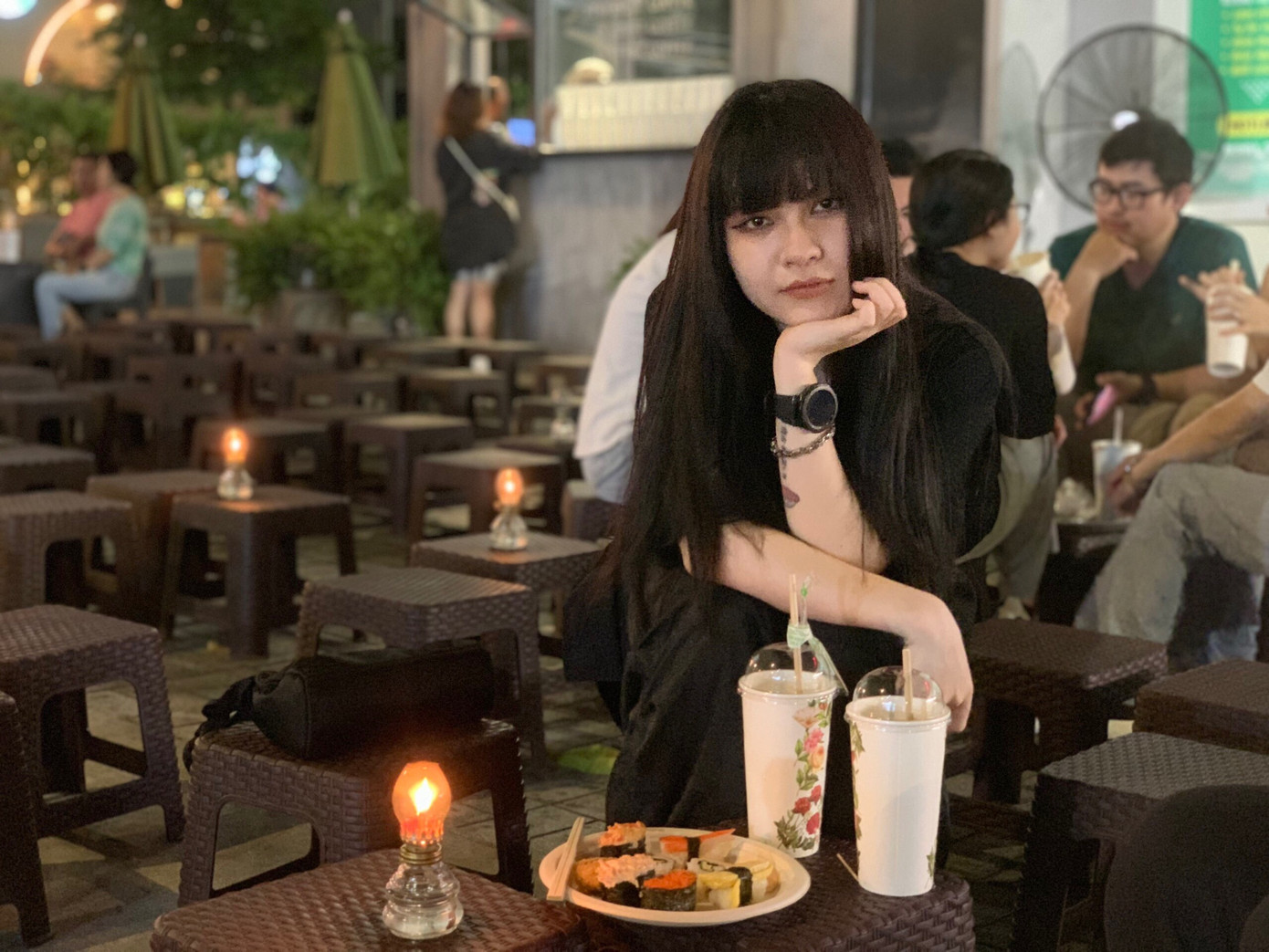 Chị Băng Trầm thường hẹn những người bạn của mình đến đây để trò chuyện.