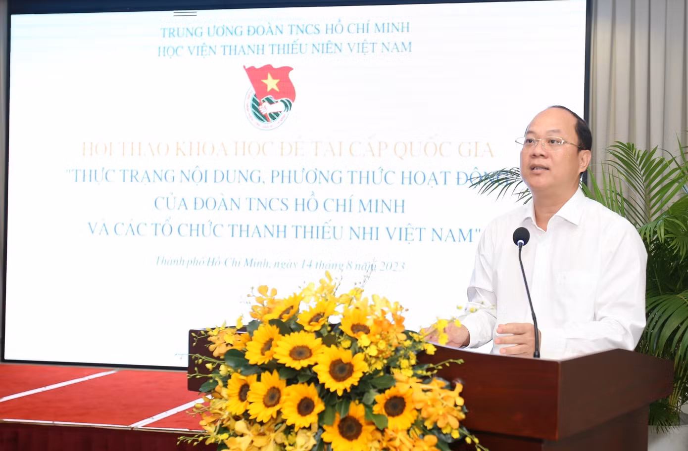 Phó Bí thư Thành ủy TP. HCM Nguyễn Hồ Hải phát biểu tại Hội thảo.