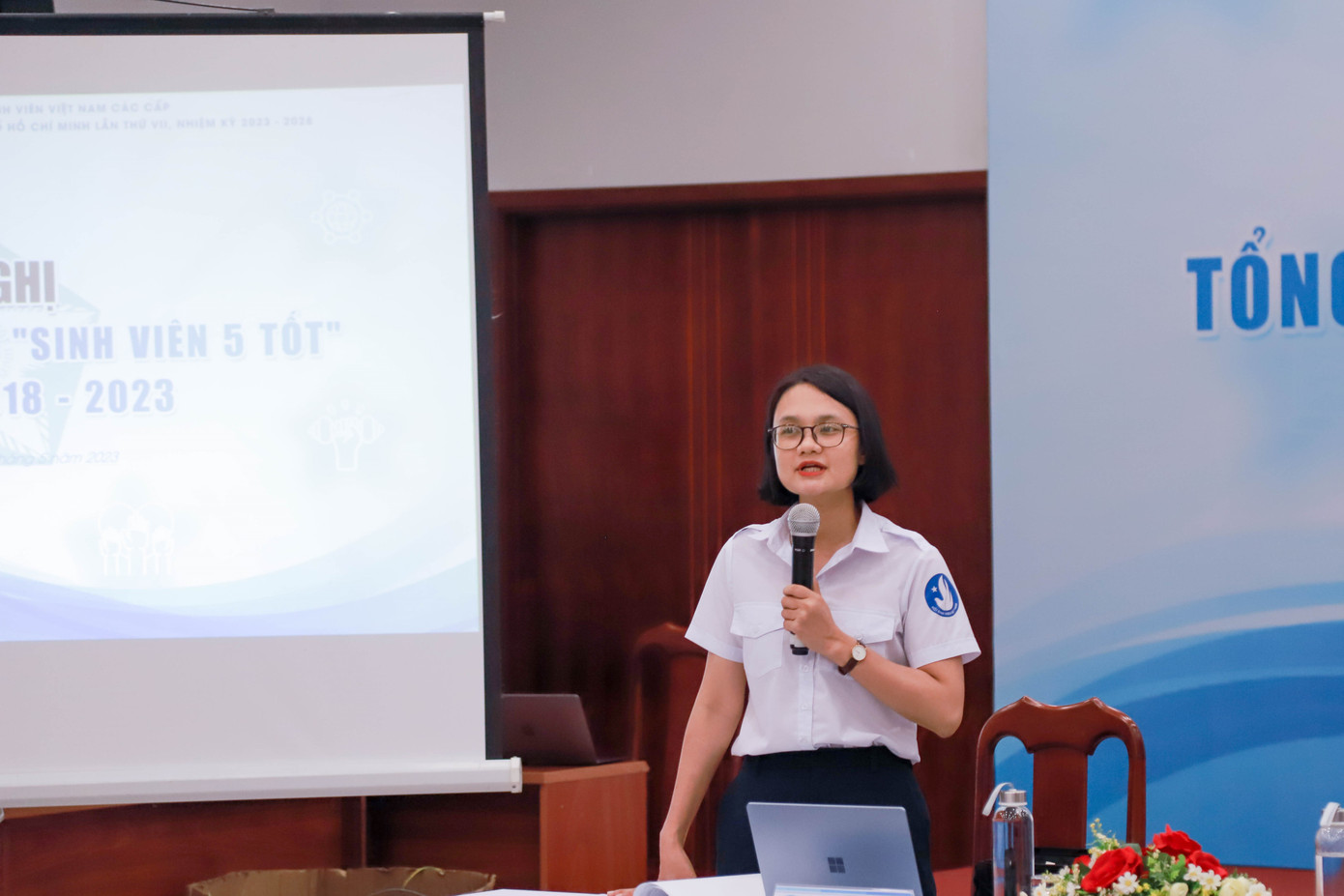 Chị Trần Thu Hà - Phó Bí thư Thành Đoàn, Chủ tịch Hội Sinh viên TP. HCM có những chia sẻ tại Hội nghị. (Ảnh: Như Việt) Chị Trần Thu Hà - Phó Bí thư Thành Đoàn, Chủ tịch Hội Sinh viên TP. HCM có những chia sẻ tại Hội nghị. (Ảnh: Như Việt)