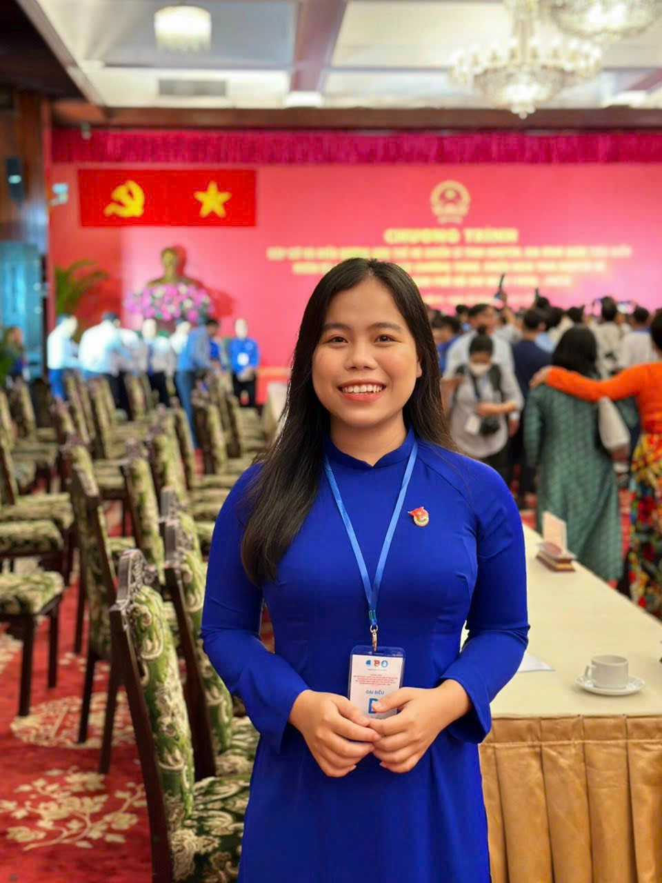 Mai Hải Yến tham dự Chương trình Chủ tịch nước gặp gỡ và biểu dương các thế hệ chiến sĩ tình nguyện, gia đình nuôi tiêu biểu nhân kỷ niệm 30 năm các chương trình, chiến dịch tình nguyện hè của thanh niên Thành phố. (Ảnh: NVCC)