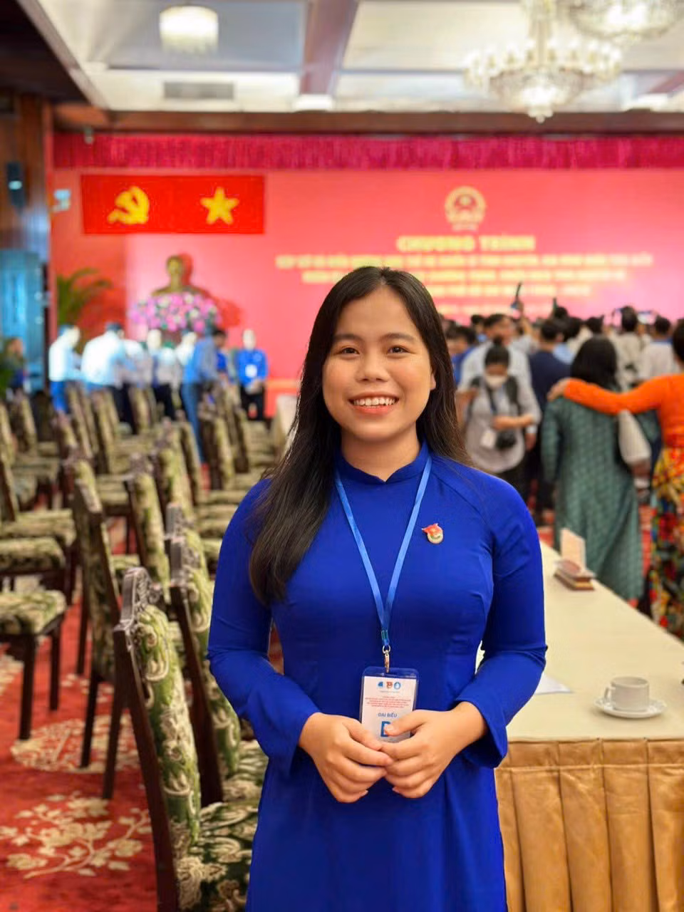 Mai Hải Yến tham dự Chương trình Chủ tịch nước gặp gỡ và biểu dương các thế hệ chiến sĩ tình nguyện, gia đình nuôi tiêu biểu nhân kỷ niệm 30 năm các chương trình, chiến dịch tình nguyện hè của thanh niên Thành phố. (Ảnh: NVCC)